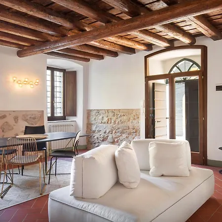 Il Primo Del Castello Apartmán Colà