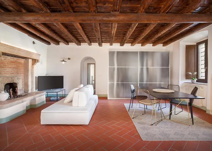 Il Primo Del Castello Apartmán